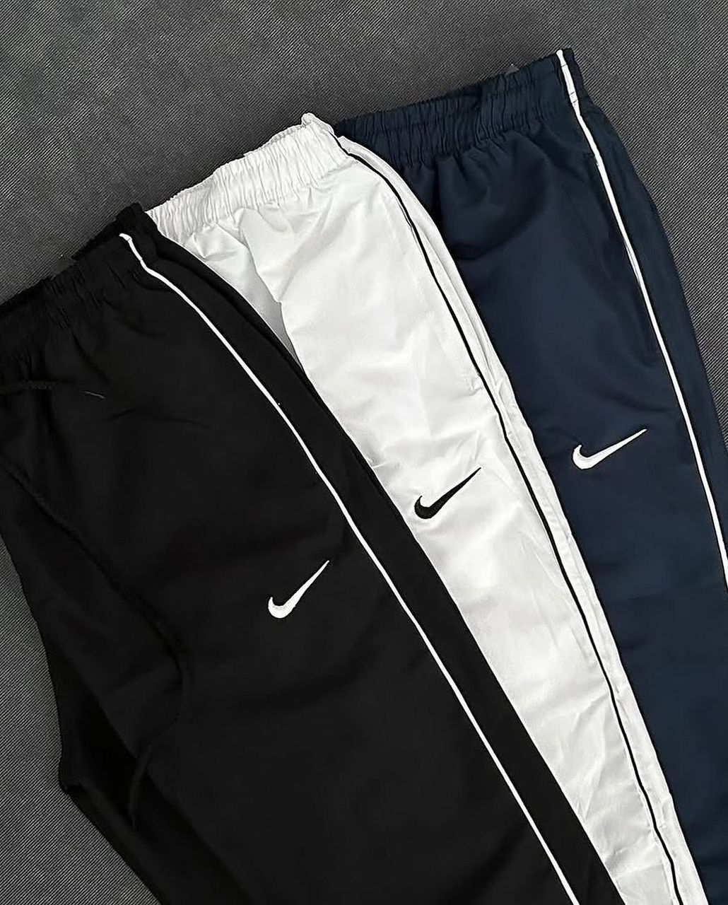Trackpants