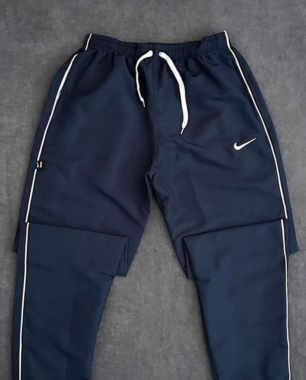 Trackpants